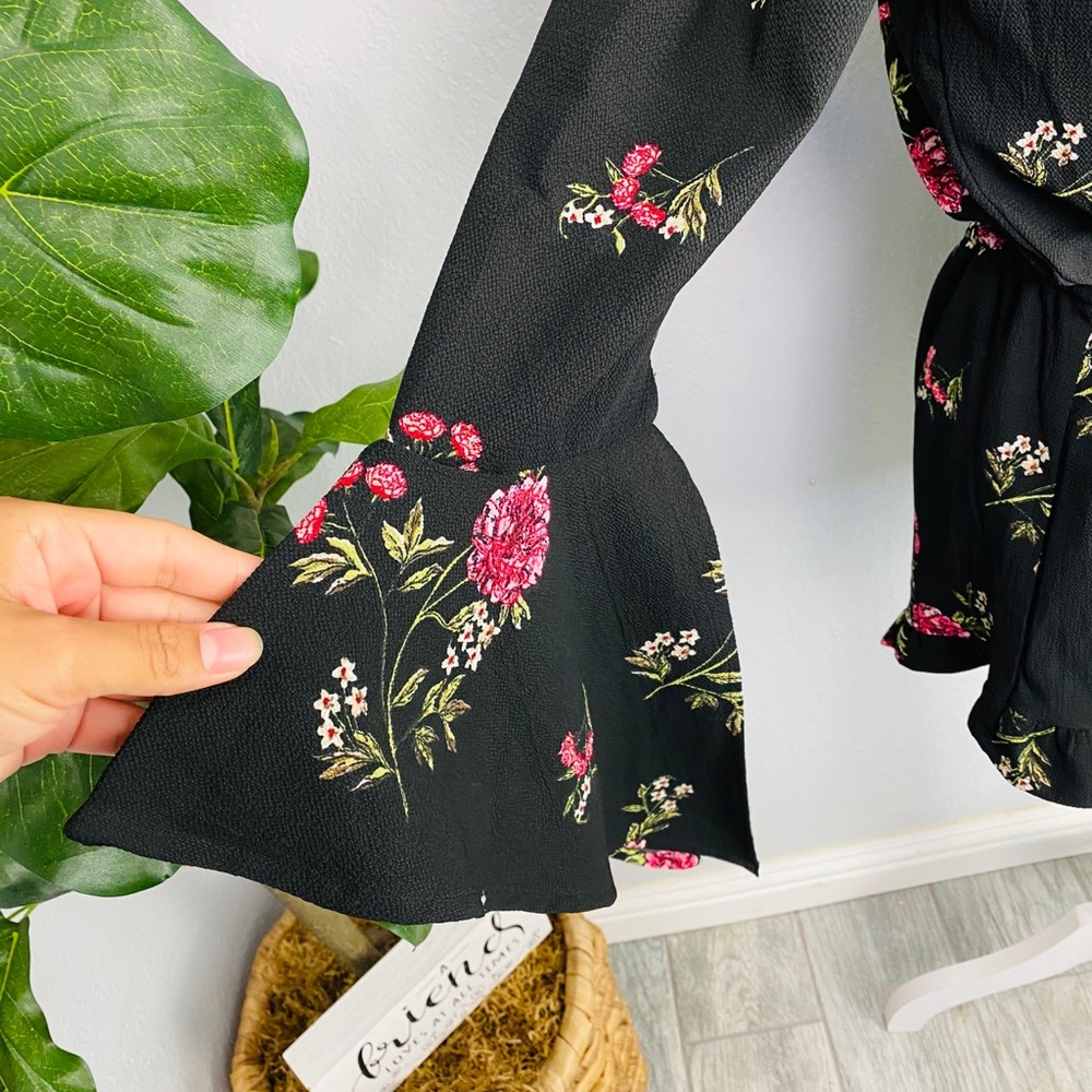 BLACK FLORAL LONG BELL SLEEVE SHORT RUFFLE ROMPER - Picture 4 of 8